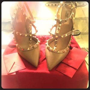 Tan Valentino sling back pumps. . Size 39.